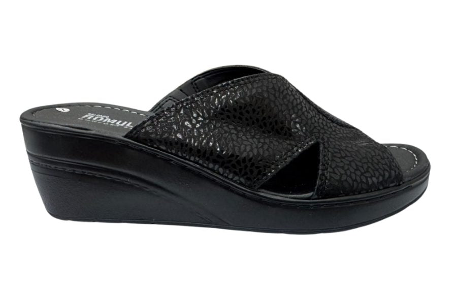 Sandalia Rómulo en Cuero Negro con Tiras Trenzadas para Mujer — Ref. 5407