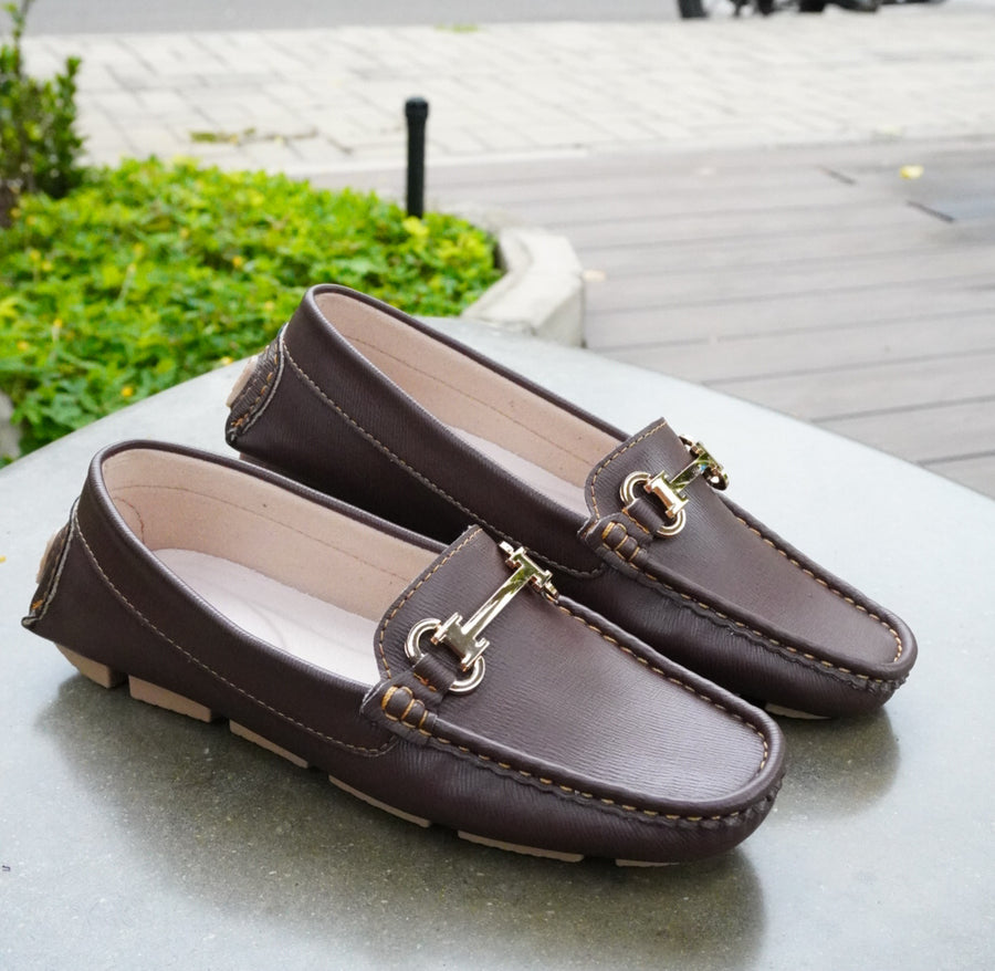 Mocasín con Herraje Dorado para Mujer