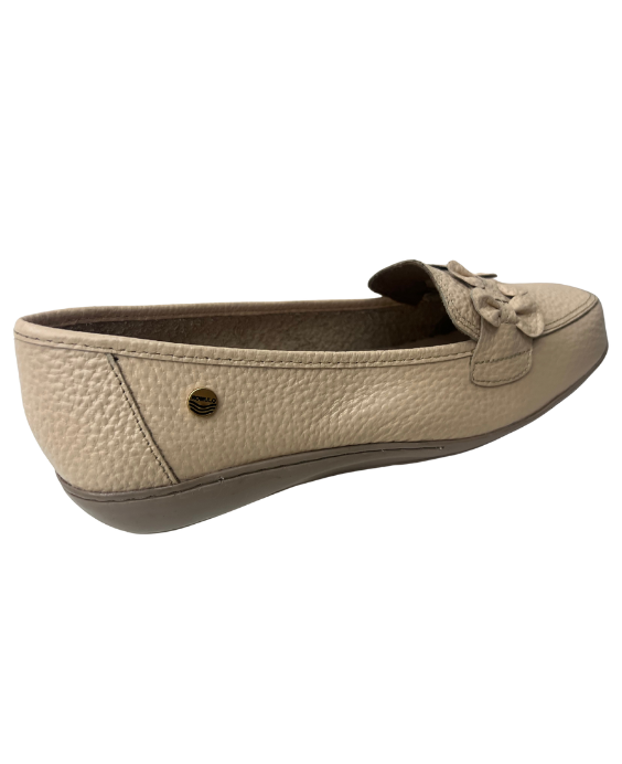 Mocasín en Cuero Color Arena Para Mujer 3787