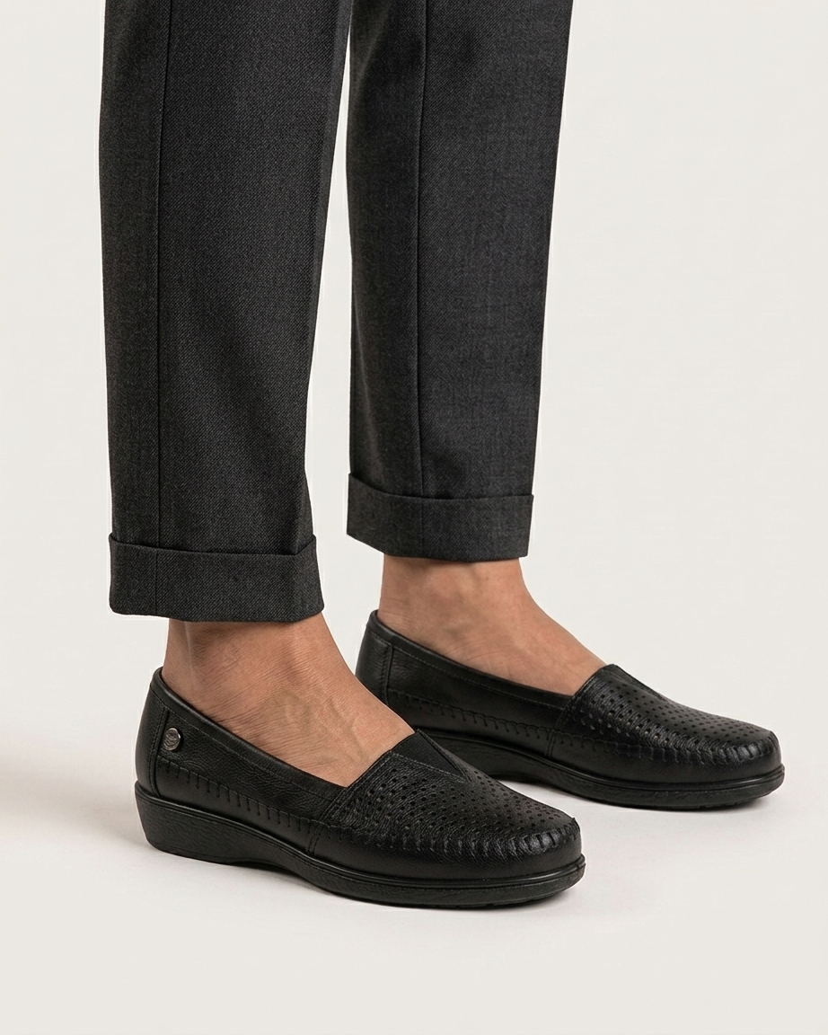 Calzado Rómulo Negro para mujer