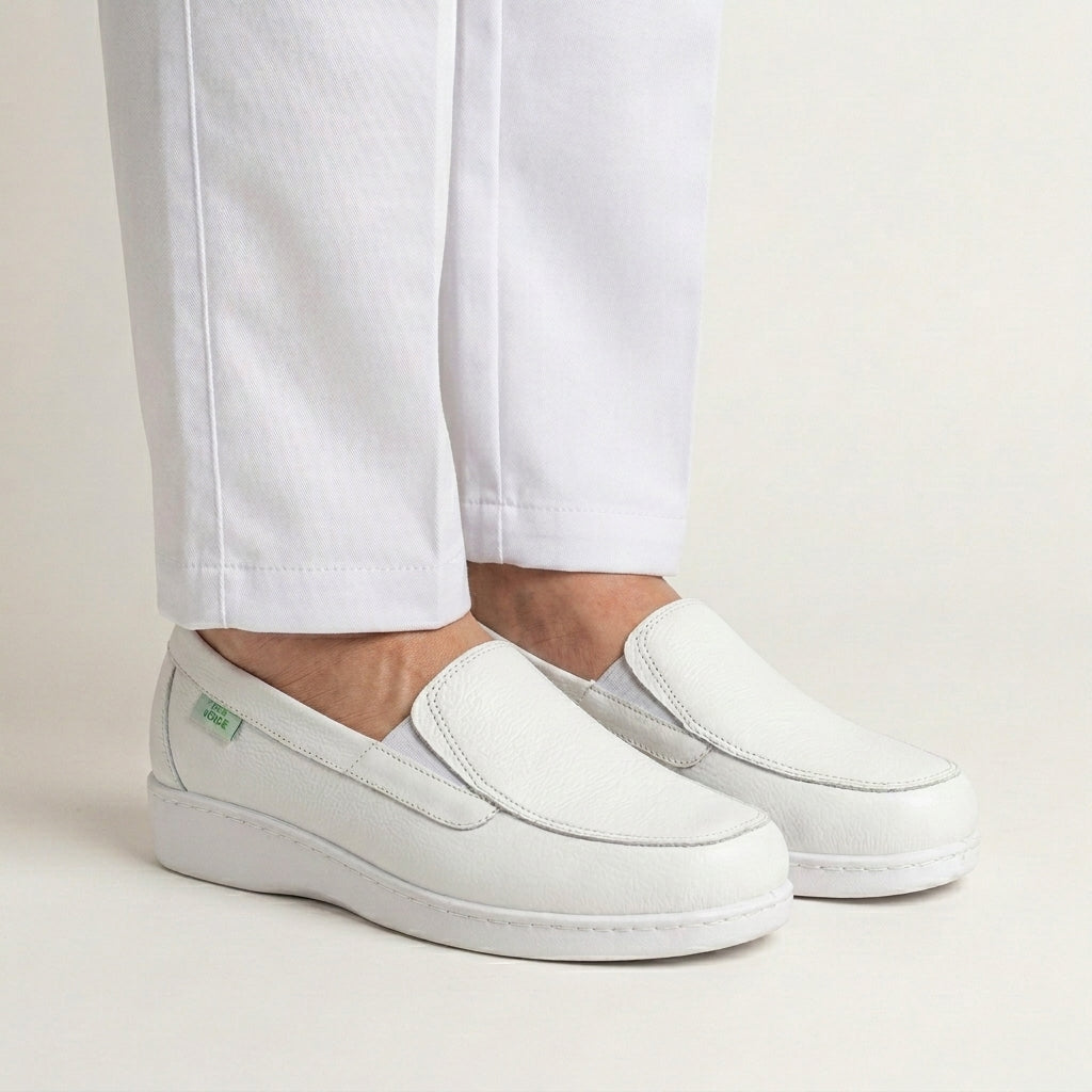 Mocasín Rómulo de Enfermería en Cuero para Mujer — Ref. 1089