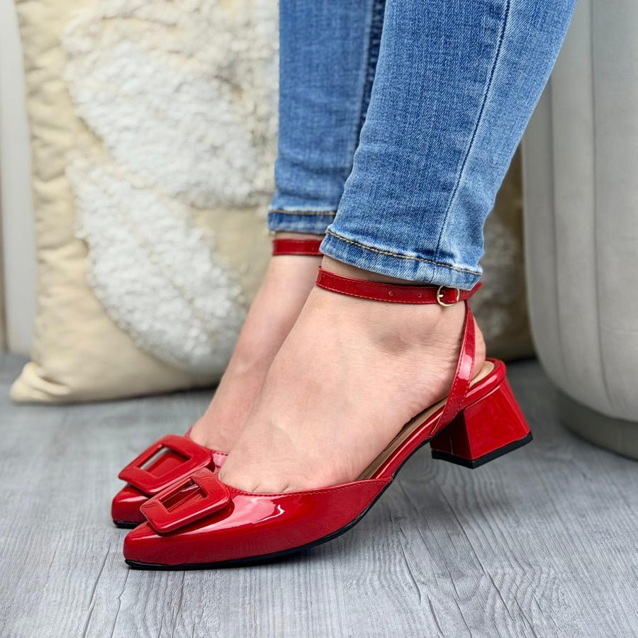Tacón Bajo en Charol con Herraje Forrado para Mujer – Rojo