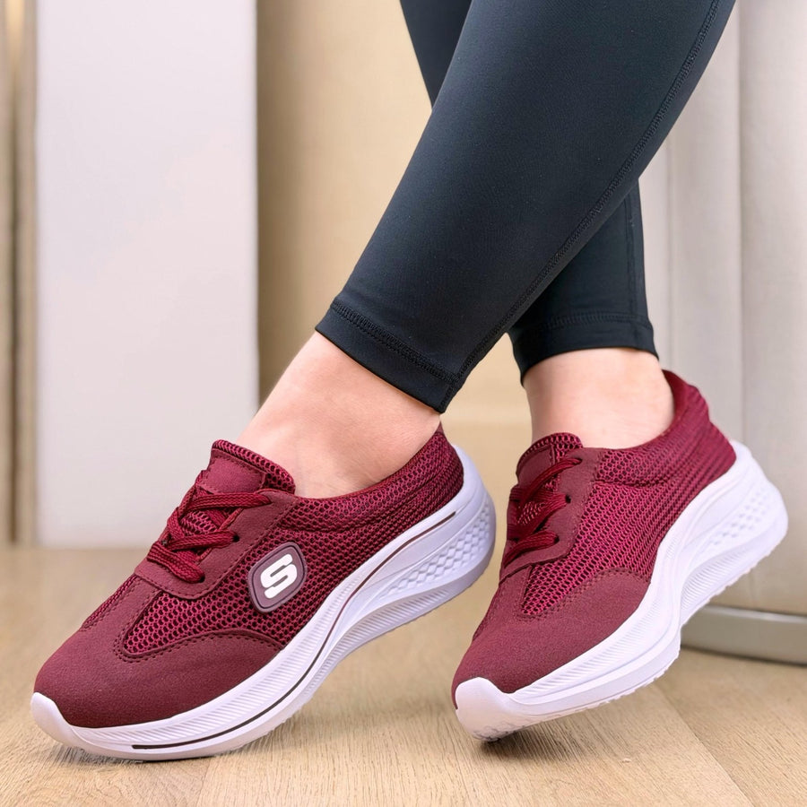 Tenis en Malla con Plantilla Confort para Mujer – Vinotinto